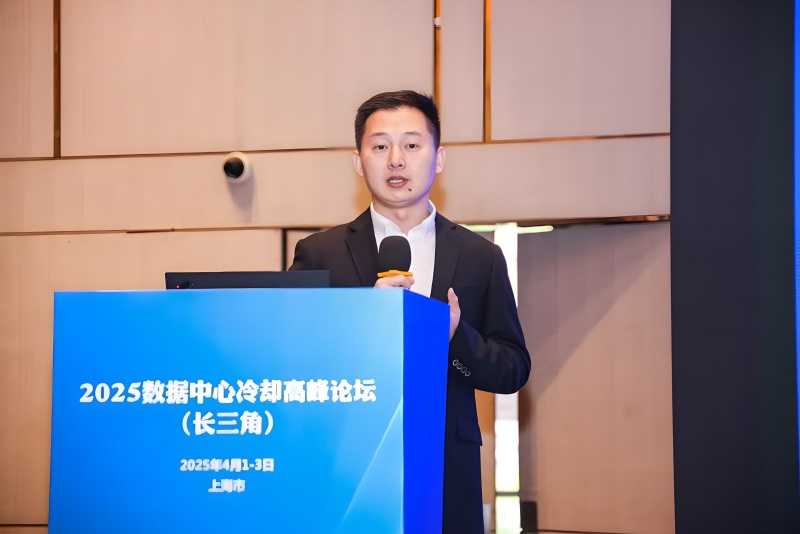 龙云.jpg
